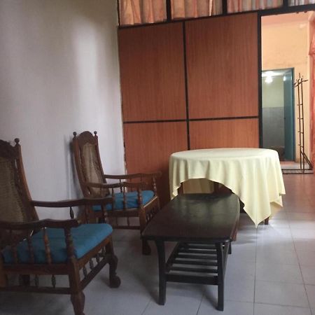 Hotel Shalini Anuradhapura Ngoại thất bức ảnh