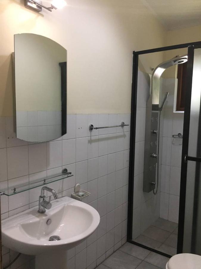 Hotel Shalini Anuradhapura Ngoại thất bức ảnh
